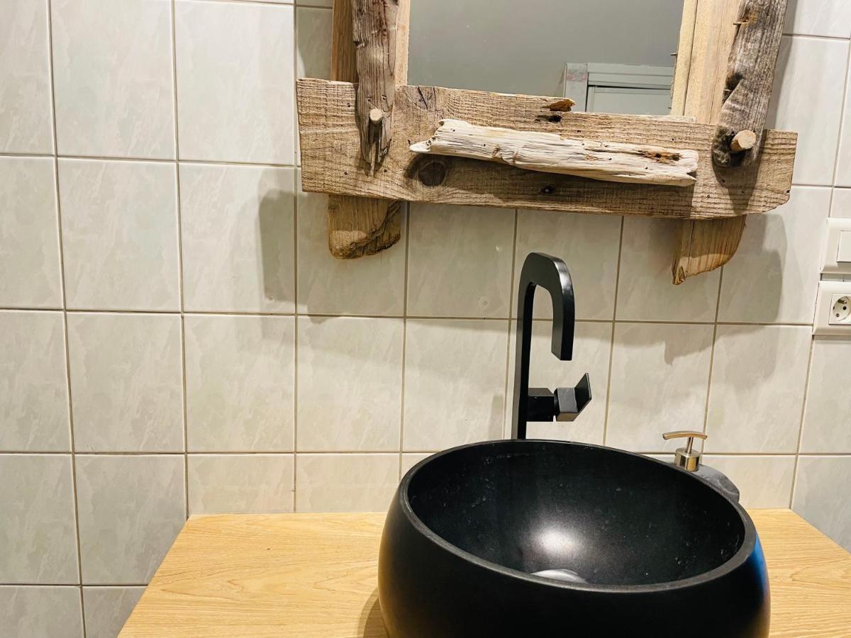 Le Loft, Alliance De Confort Et De Praticite Apartment Везул Екстериор снимка